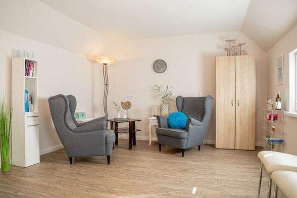 Praxis Nebengebäude