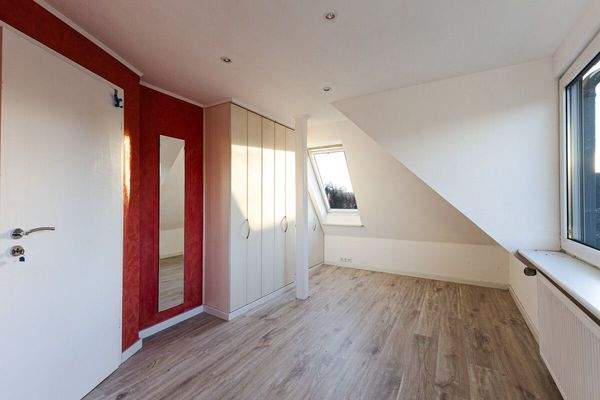 Kinderzimmer 2 OG rechts