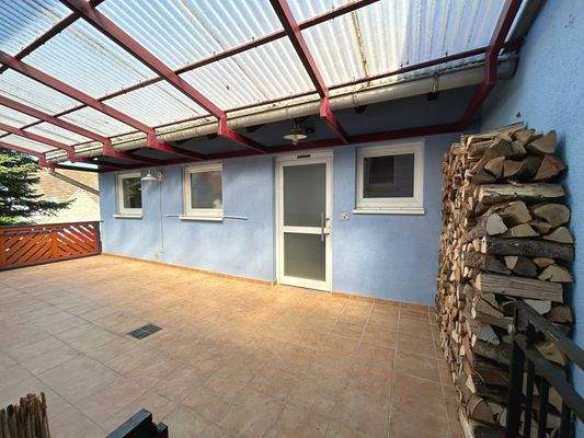 Hinterhaus - Wohnung 02 - Loggia