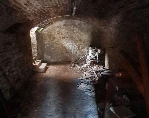 Exklusiver Weinkeller.jpg