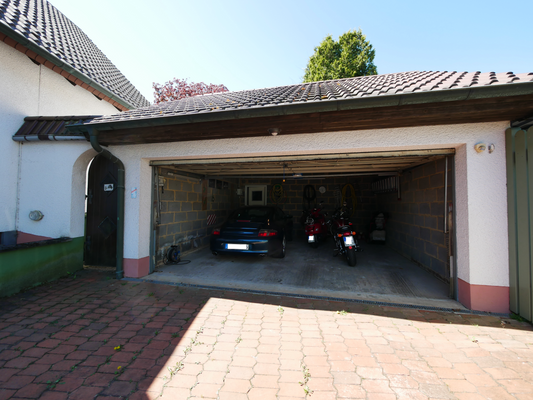 Doppelgarage 