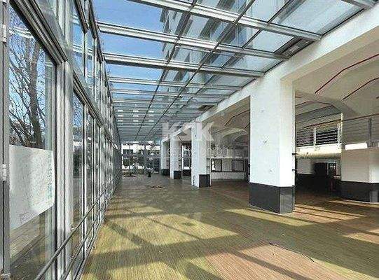 Wintergarten, Innenhof - Winter garden, courtyard