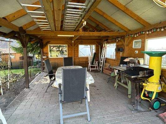 Überdachte Terrasse