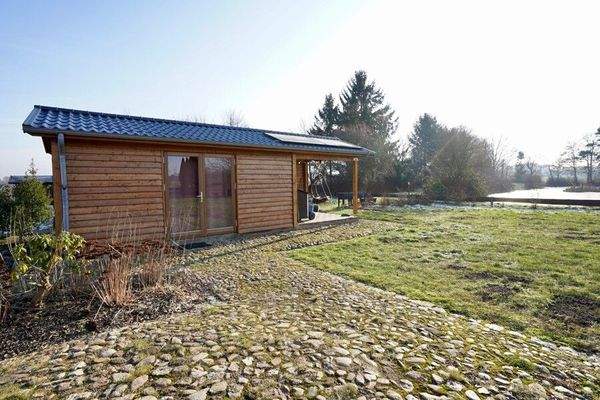 hochwertiges Nebengebäude