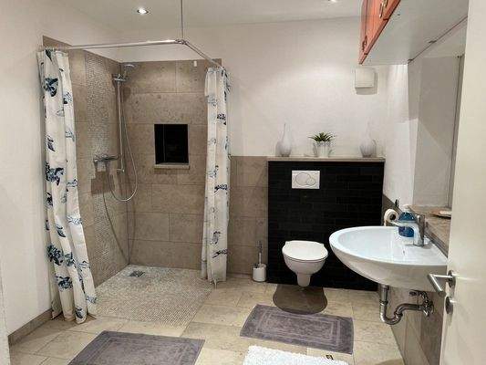 Bad Einliegerwohnung