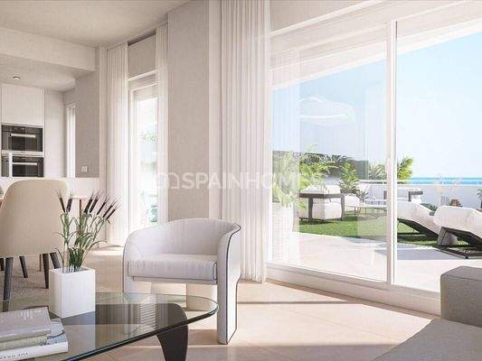 Luxurious Real Estate Close to the Sea in Torre del Mar