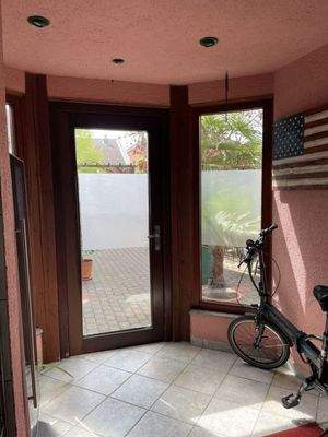 Eingangsbereich - Haus.jpg