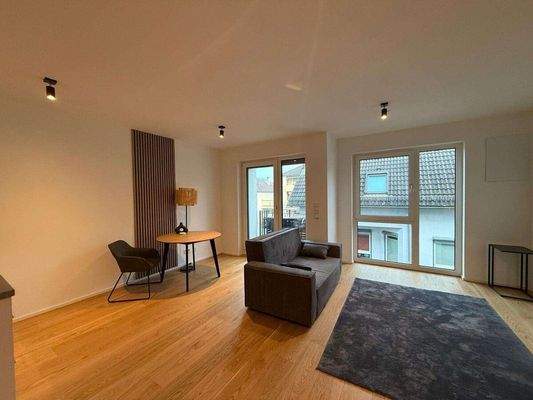 b9f77178-9206-440e-9072-5b1838a3f221-1981174708