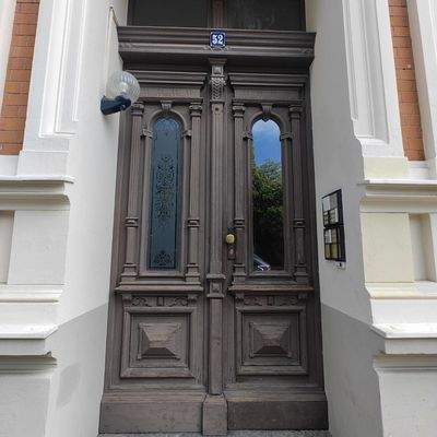 Eingangstür Bahnhofstr.