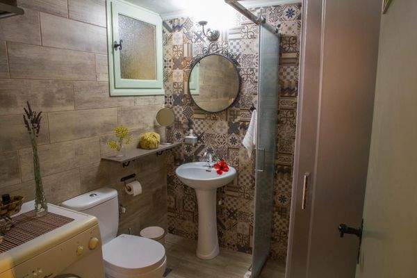 Kreta, Chania: Renovierte und voll möblierte Wohnung im Zentrum zu verkaufen