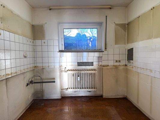 Küche, neue Einbauküche wird noch eingebaut  (vor Sanierung)