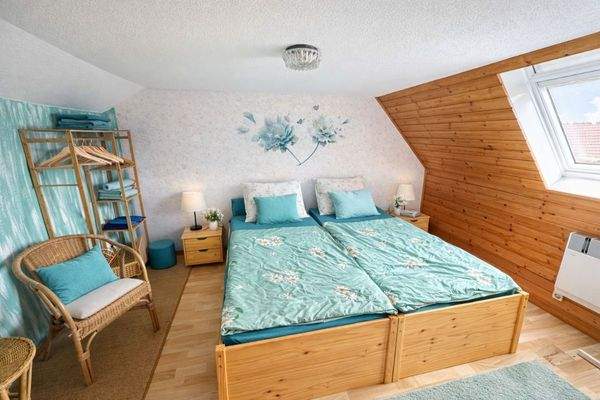 0920f3ef-9d0f-4395-b1a1-c8f26b7ccb46