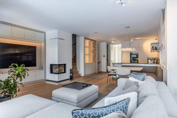 Offener Wohn- und Essbereich