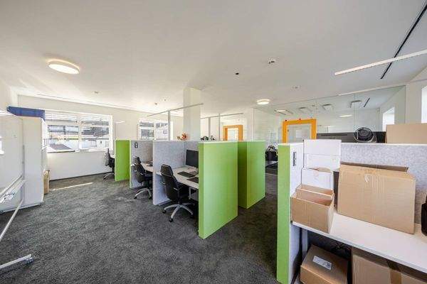 Blick durch die Bürofläche