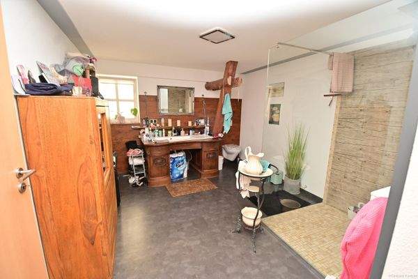 Komfortduschbad (Wohnung: OG im Nebengebäude)