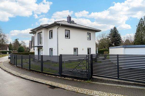 Hausansicht seitlich