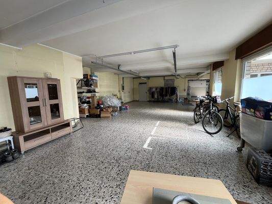 EG ehemaliger Gewerberaum