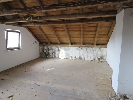 ausbaufähiges Dachgeschoss 