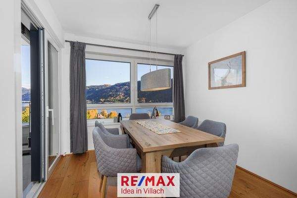 Esstisch mit Aussicht