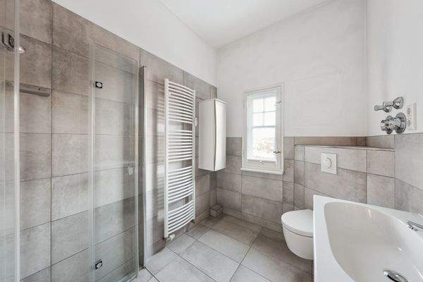 Modernisiertes Duschbad