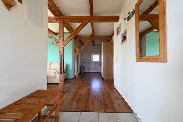 Eingang - Blick zur Küche