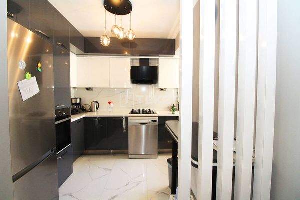 Key-Ready Duplex Apartment in a Complex in Maltepe