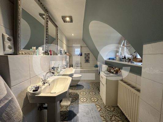 Badezimmer im Obergeschoss