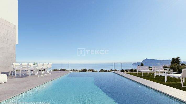 Privileged Located House with Sea Views in Altea Alicante