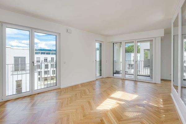 offen und lichtdurchflutet