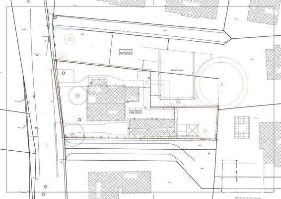 Lageplan Grundstück rot markiert.jpg