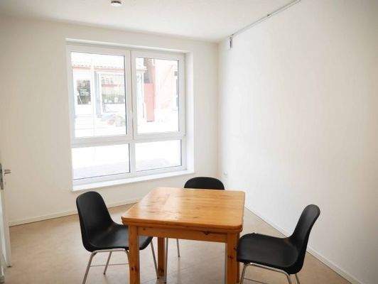 Büro I / Mehrzweckraum 