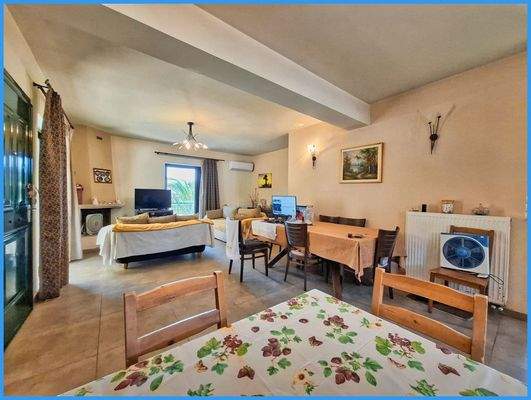 6a7819955a7243ab833e3b68d5309dc1-original