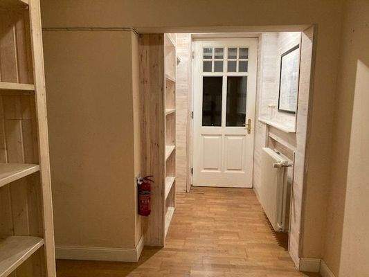 Flur und Archivmöglichkeit