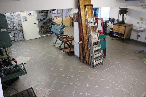 Kellerwerkstatt Garage