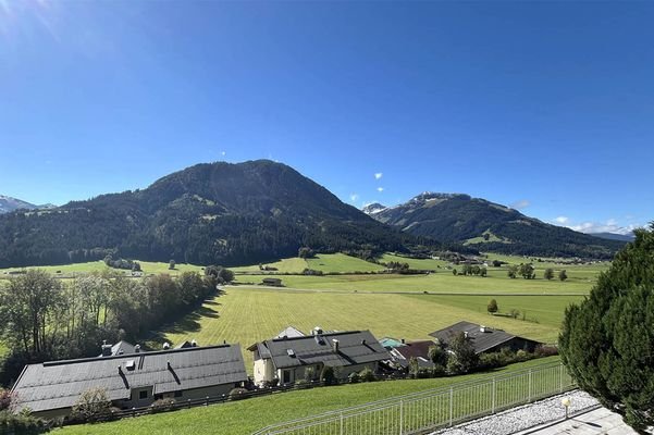 Panorama-Bergblick!r eigenen Terrasse aus