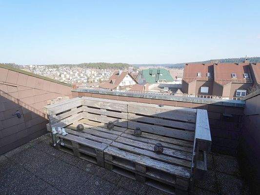 Balkon mit traumhafter Aussicht über die Stadt