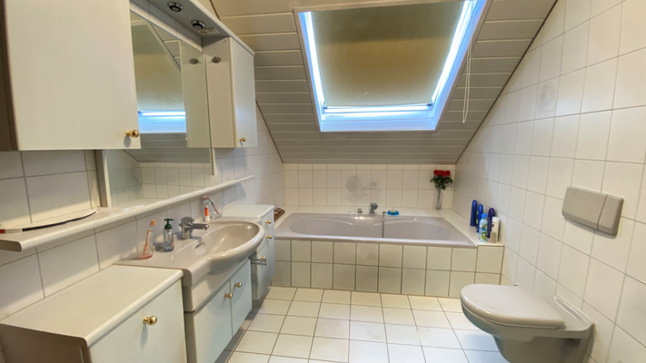 badezimmer-obergeschoss.png