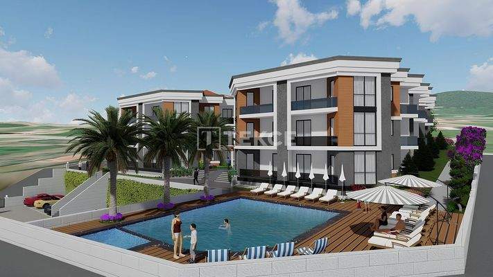 Apartments in a Complex with Sea and City Views in Çınarcık