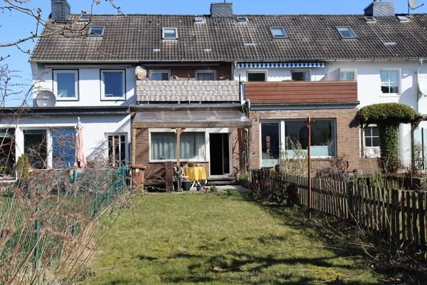 Blick aus dem Garten