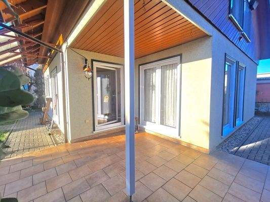 Überdachte Terrasse