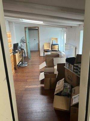 Henriettenstr., Hauptgeb., 1.OG, Seitenflügel Ost 