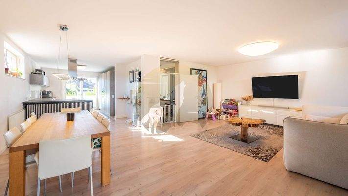 haus-rheinstetten-neuburgweier-wohnbereich-wolf-immobilien