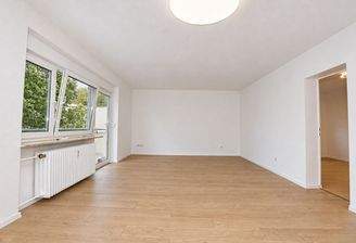 Ess Wohnzimmer mit gr. Balkon