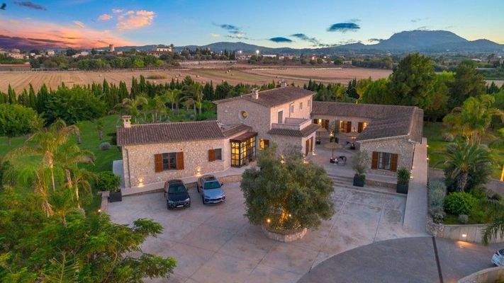 Beeindruckende rustikale Finca zum Verkauf im Herzen von Mallorca.