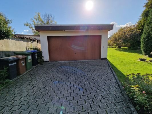 Außen - Garage