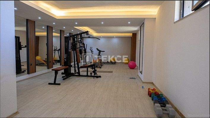 Flats in a Complex Close to Sea in Antalya Gazipaşa