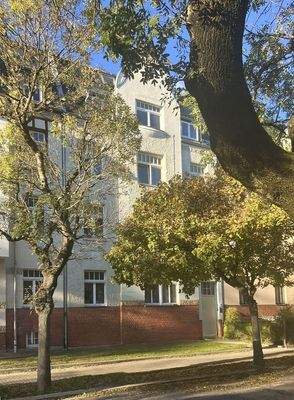 Friedrich-Engels-Strasse 19, Vorderfassade 1