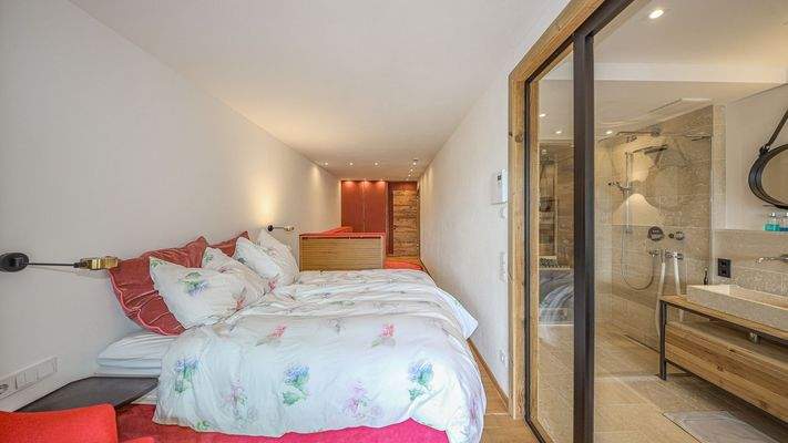 KITZIMMO-Luxuswohnung mit Bergblick in Toplage kaufen - Immobilien Oberndorf.