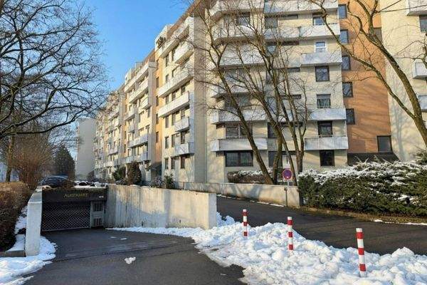 Wohnanlage TG Ausfahrt