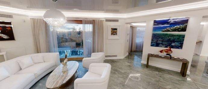 Wohnzimmer mit Blick auf Terrasse